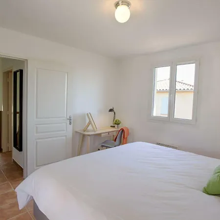 Beautiful In With Private Pool * Joyeuse